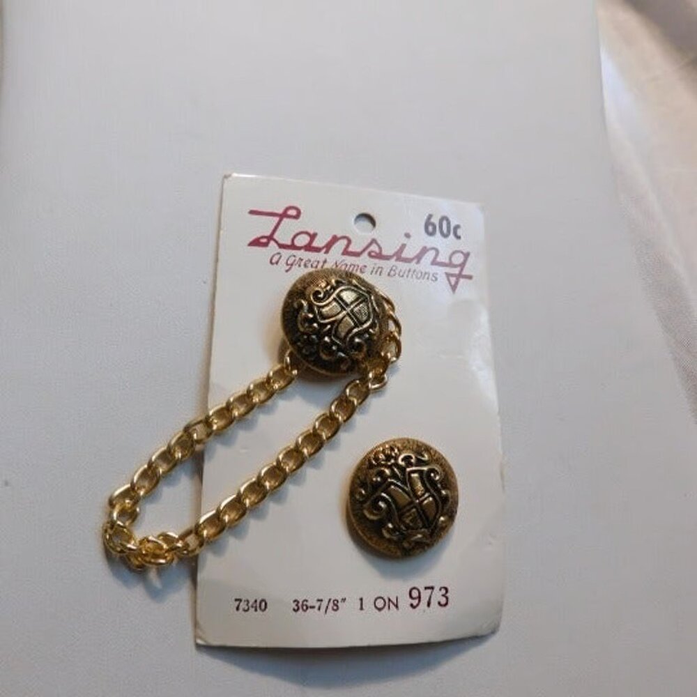 BGE Sewing Buttons Knight on Horse